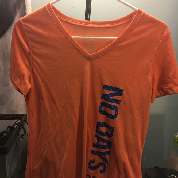 Shirt - Picture 5 of 6